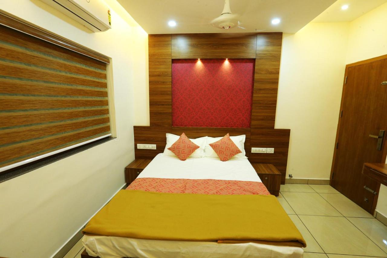 Ahlan Luxury Rooms Kochi Eksteriør bilde